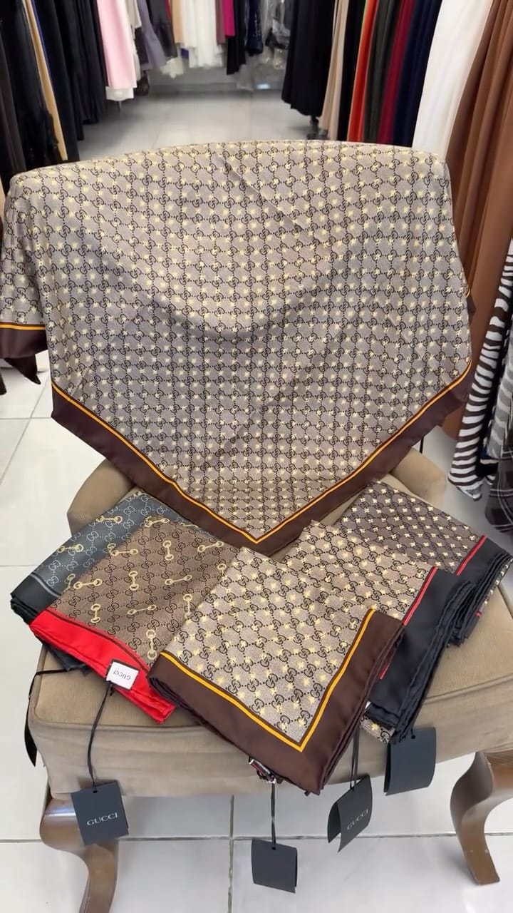 Post 1 by Ebrarözenbutik Özen on Instagram (video)