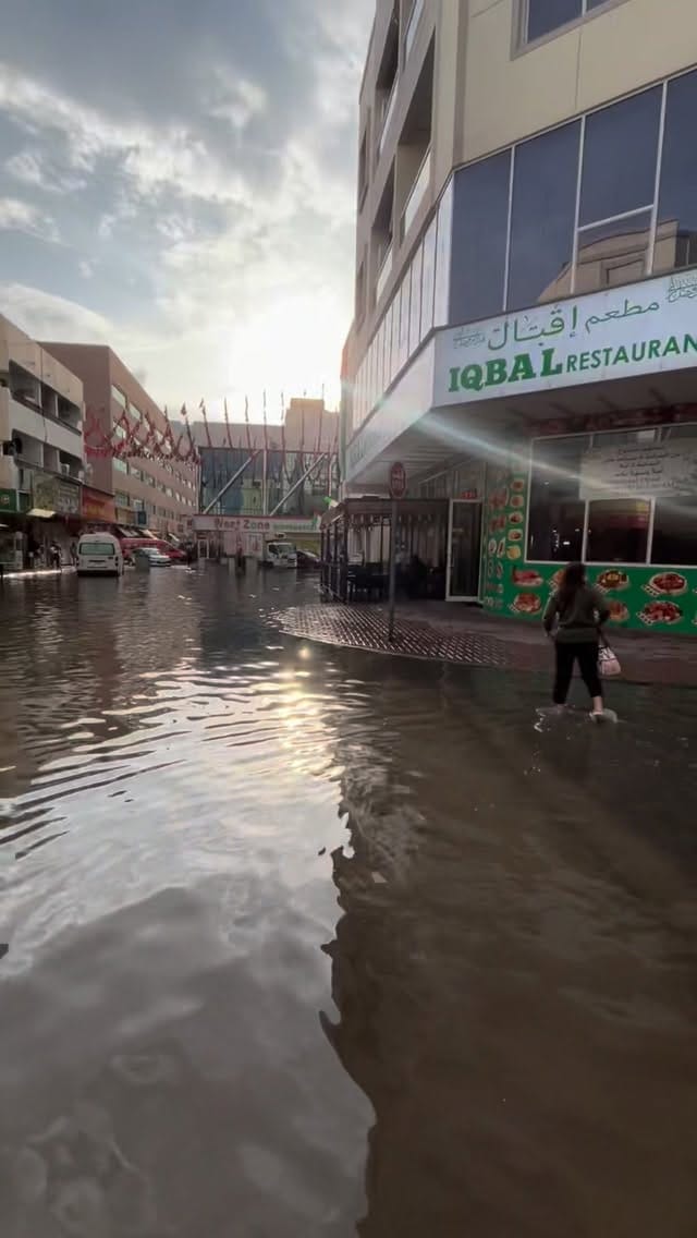 Post 3 by Asim Rasheed on Instagram (video)