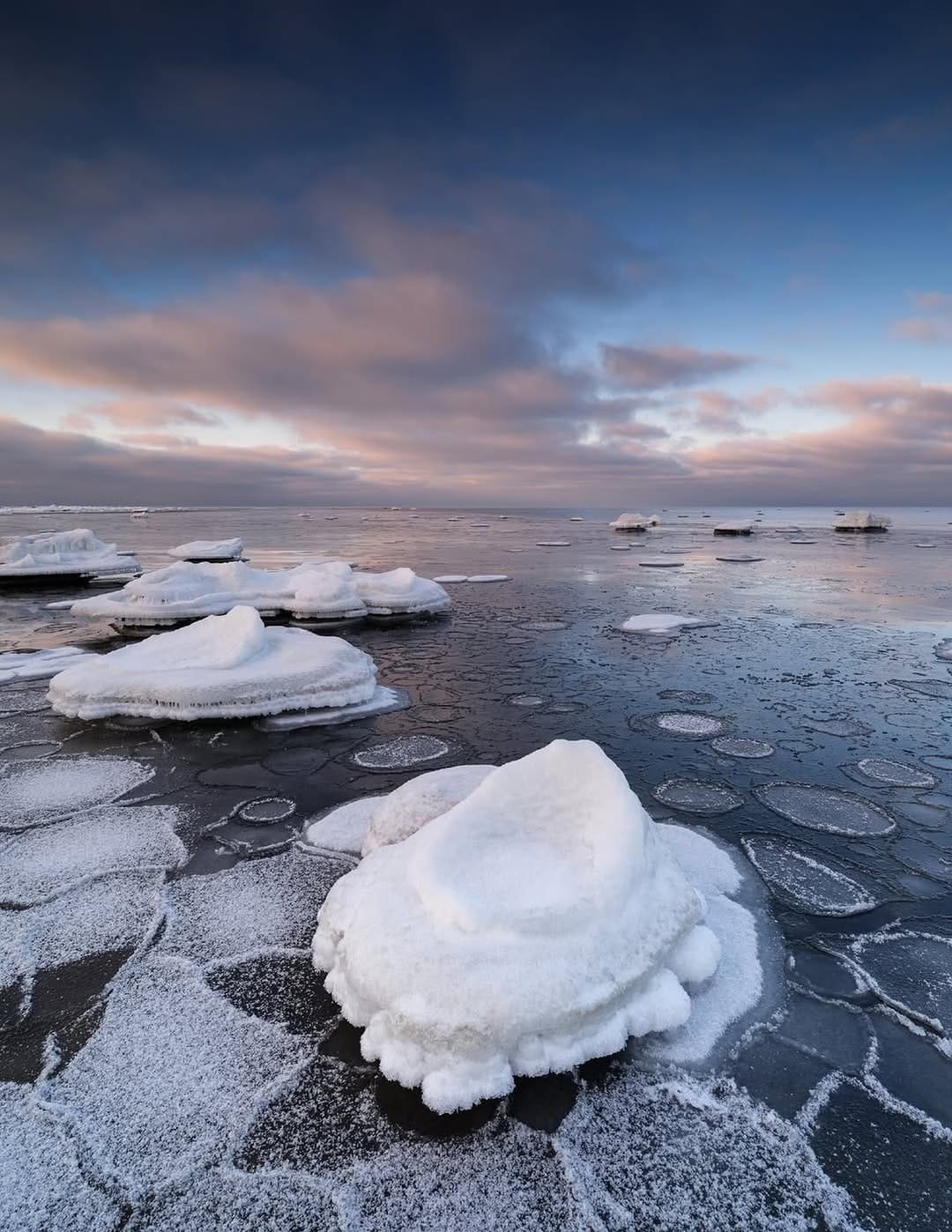 Post 2 by Eesti Fotograafid / EF on Instagram (image)