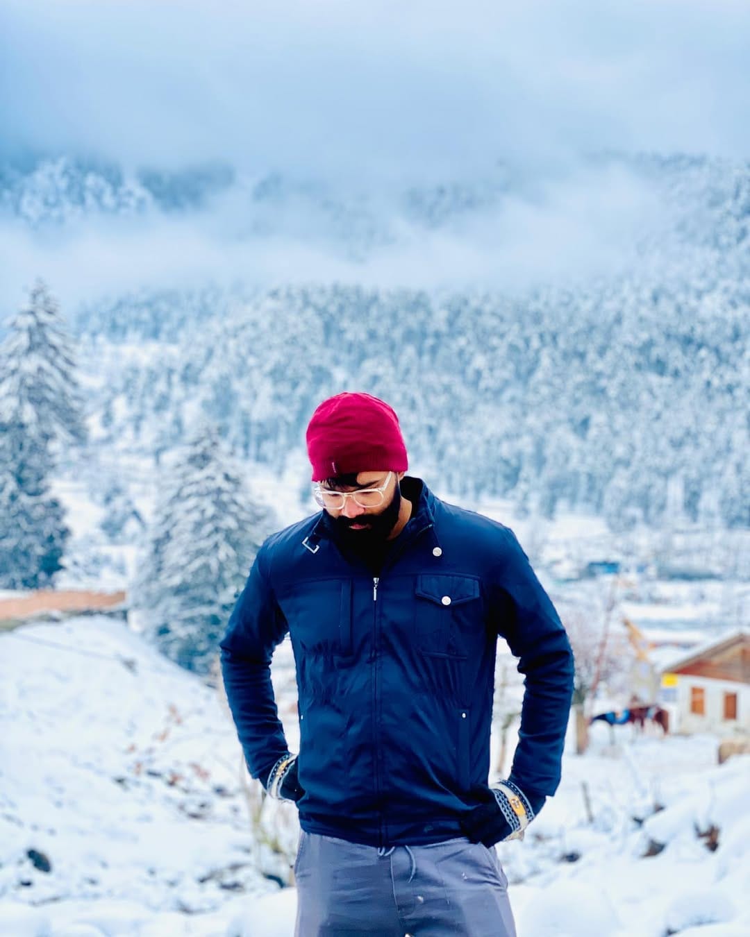 Post 5 by AShIK  on Instagram (image)