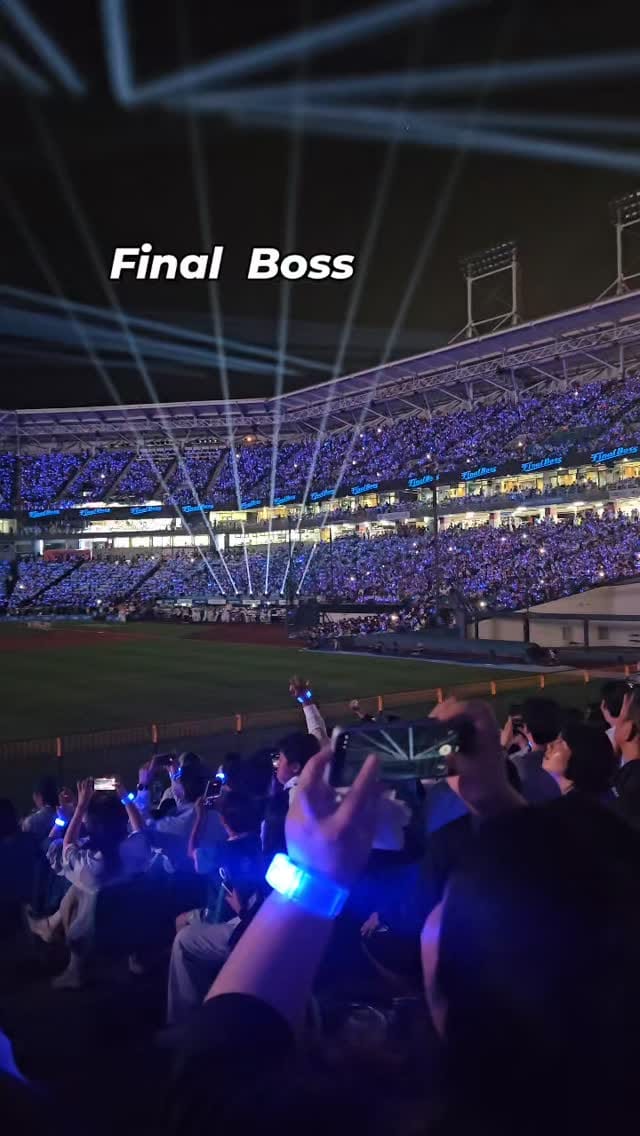 Post 2 by Son  Kyonghee on Instagram (video)