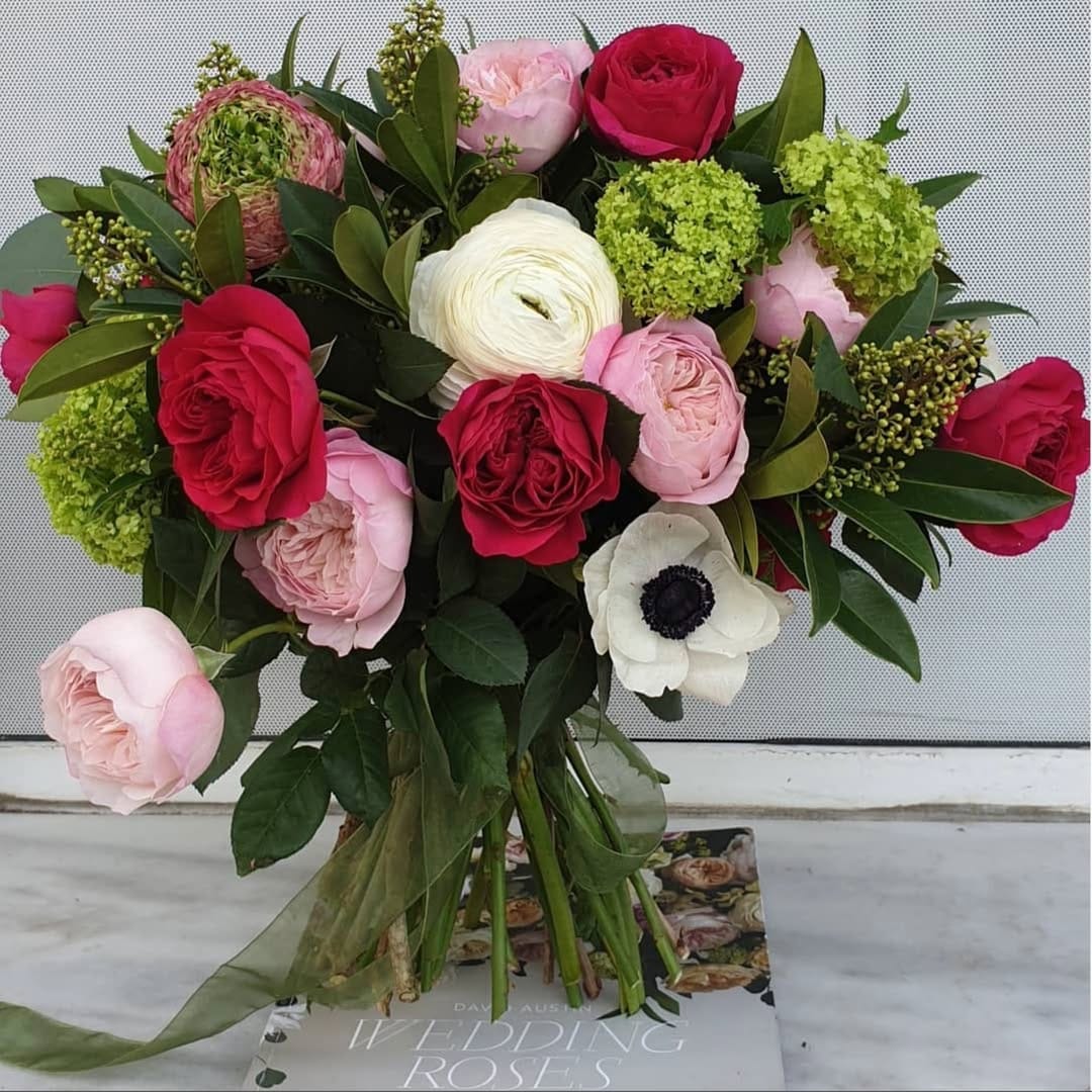 Post 8 by WeddingRosesDirect.com on Instagram (image)