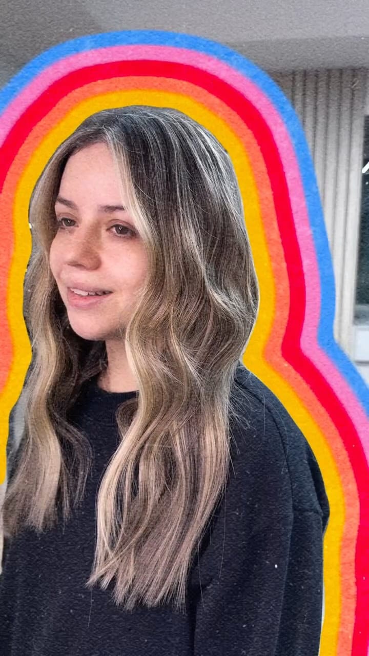 Post 6 by D' Hortensia Salón on Instagram (video)