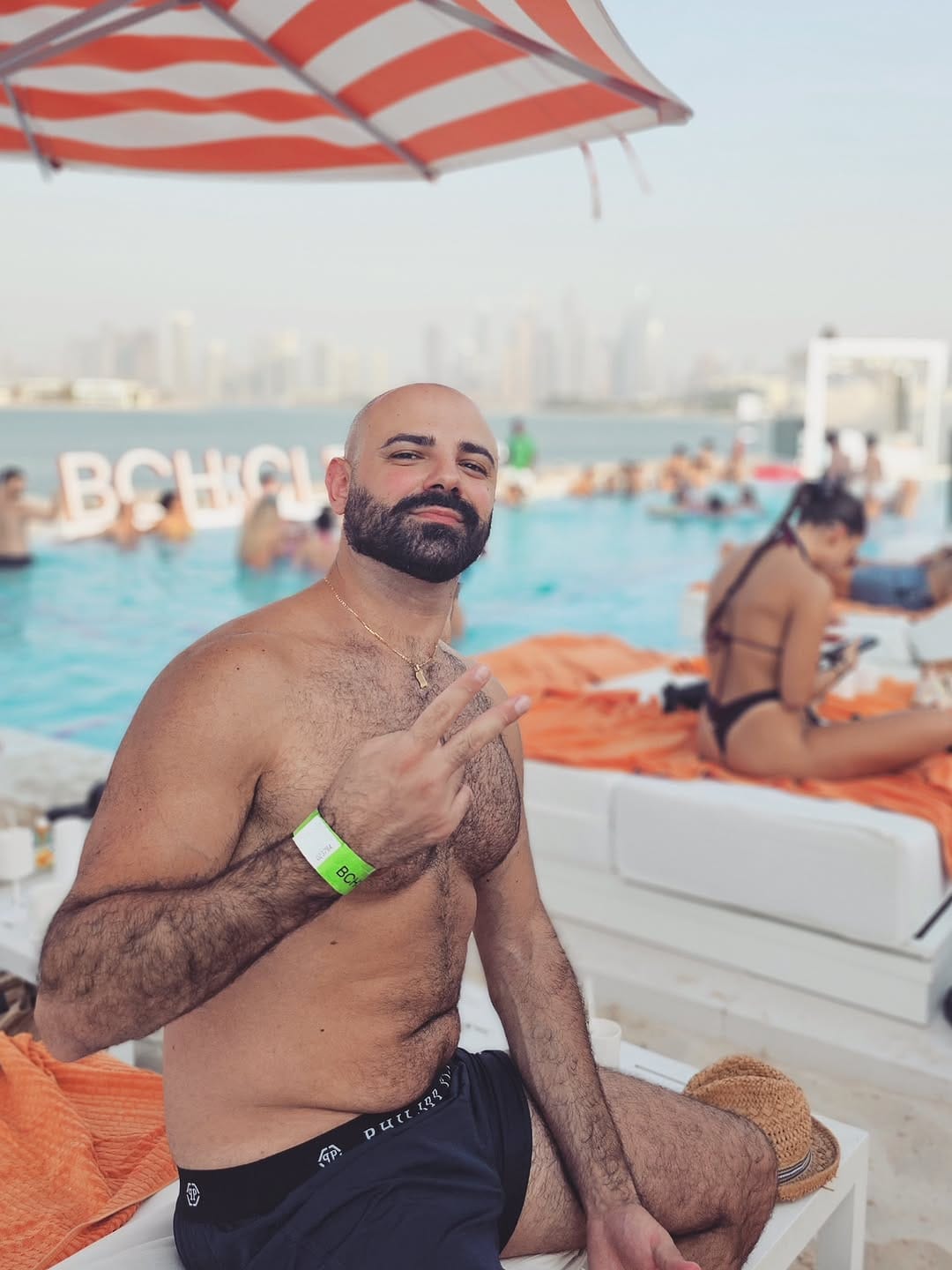 Post 4 by Charbel Kosseify | Marketing Consultant 🇦🇪 on Instagram (carousel)