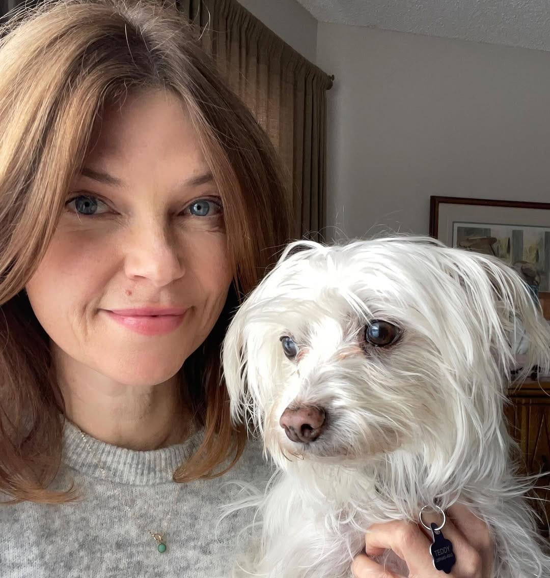 Post 5 by Nicole deBoer on Instagram (image)