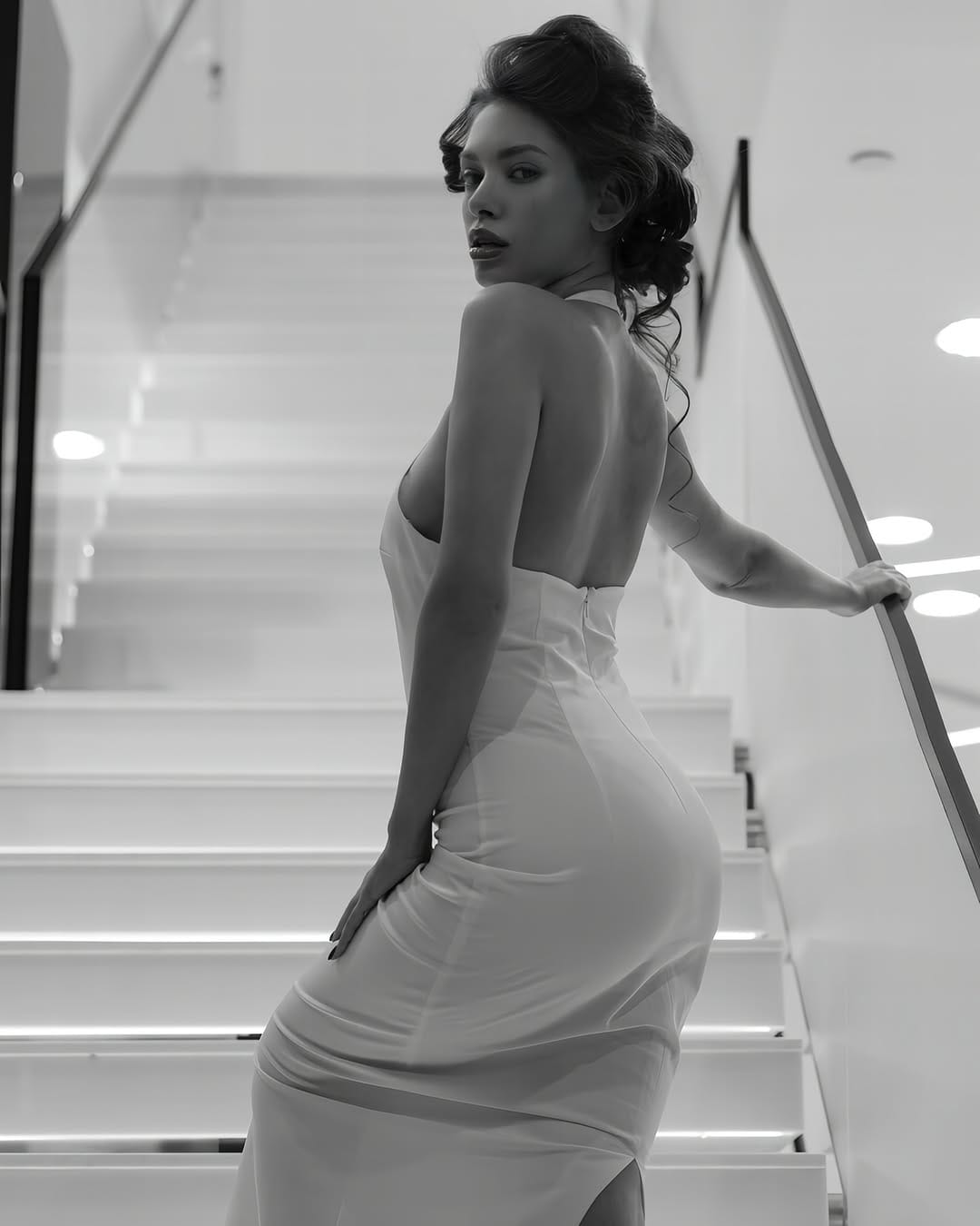 Post 10 by Ayda Dehnavi on Instagram (carousel)