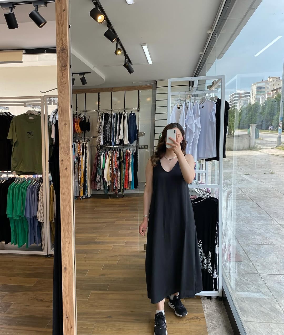 Post 3 by Ayşegül Giyim on Instagram (carousel)