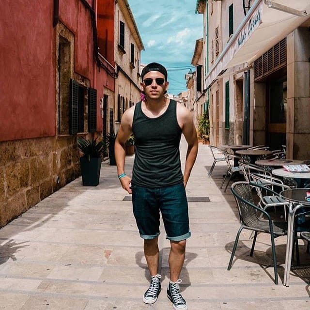 Post 6 by Men Style Essen on Instagram (image)