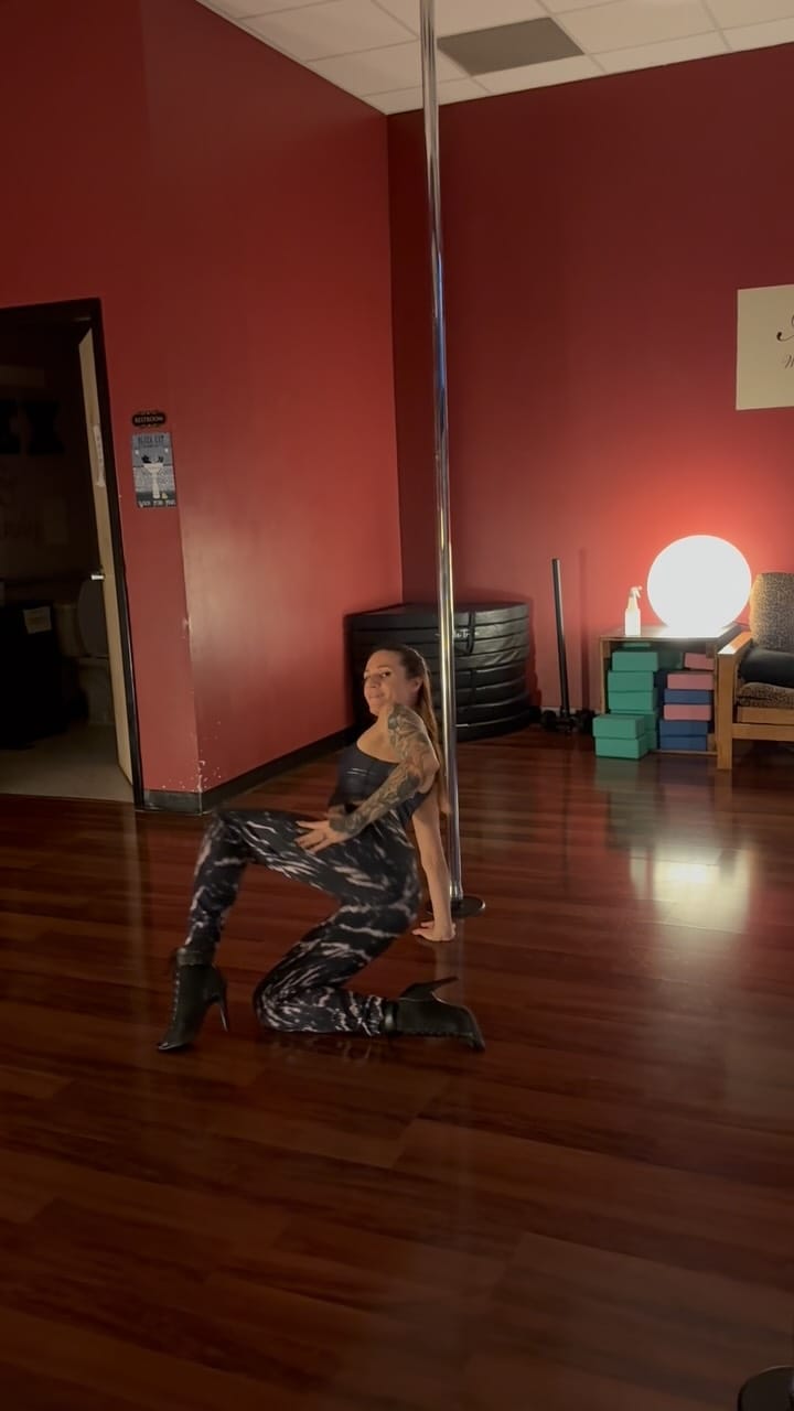 Post 4 by Jordan Mazur on Instagram (video)