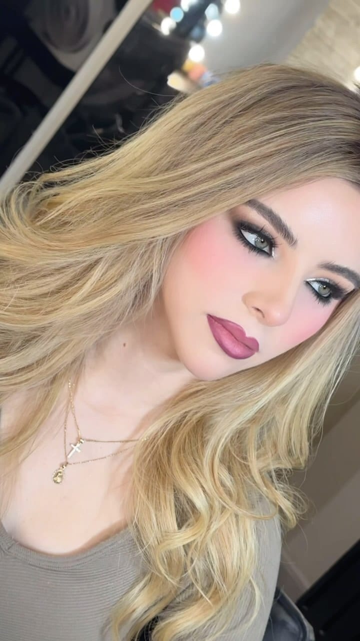 Post 10 by Diana Peralta on Instagram (video)
