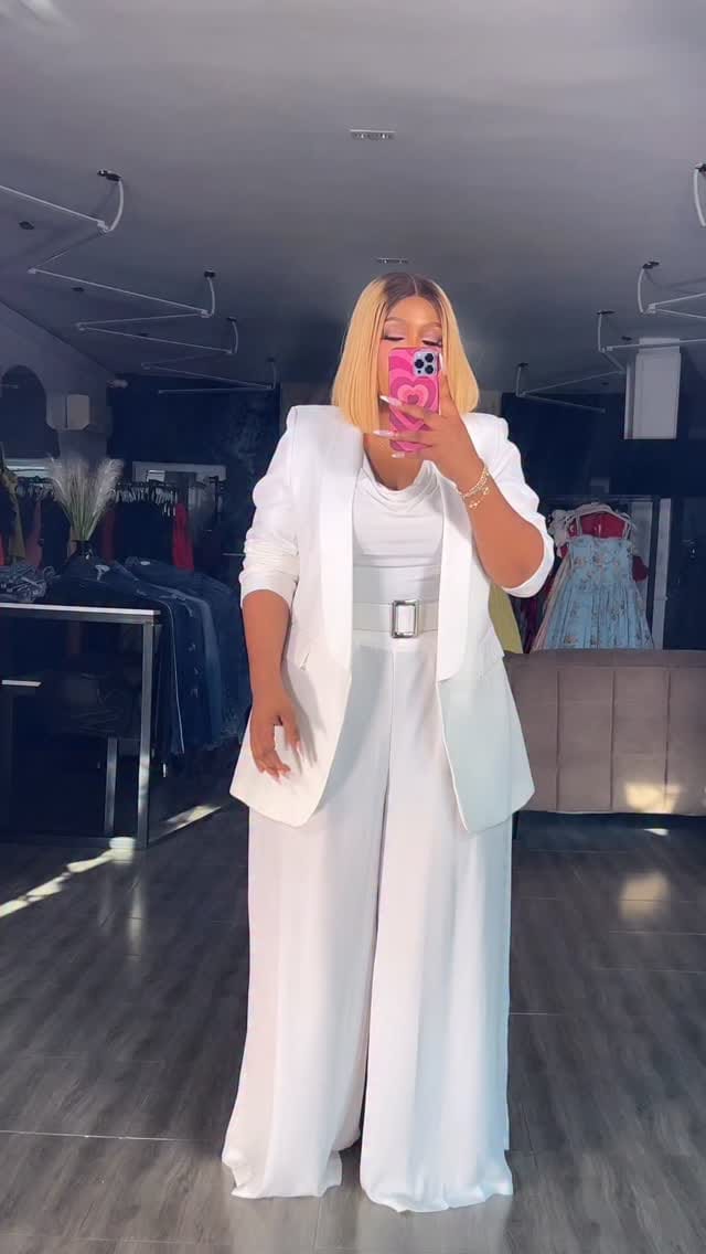 Post 1 by Audacious Fashion / Lagos on Instagram (video)