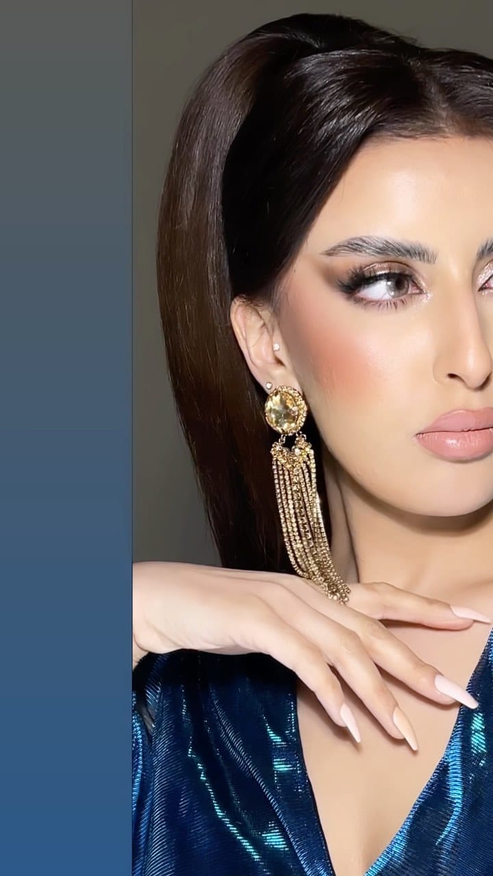 Post 6 by Areej on Instagram (video)