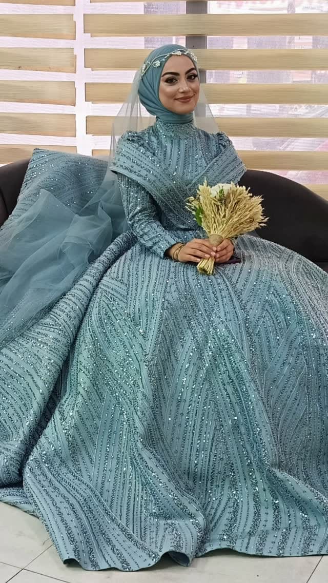 Post 1 by hiranur weddingdress on Instagram (video)