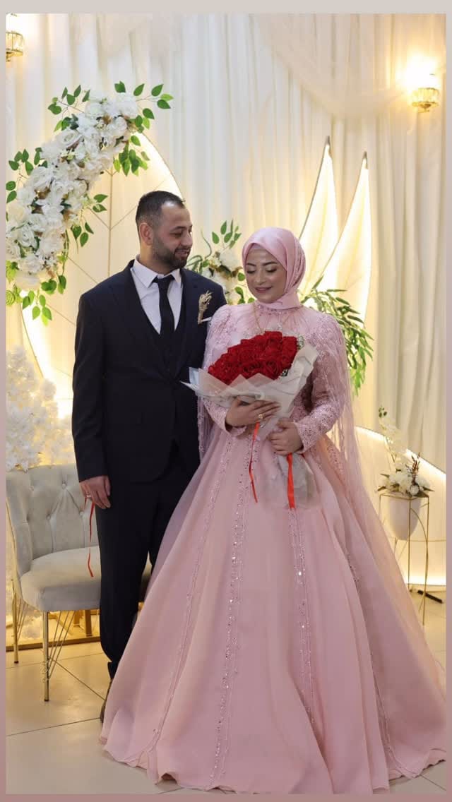 Post 4 by hiranur weddingdress on Instagram (video)