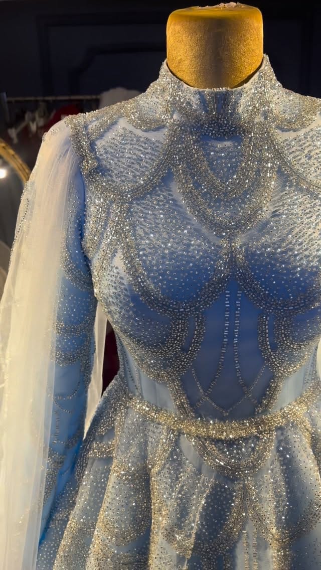 Post 7 by hiranur weddingdress on Instagram (video)