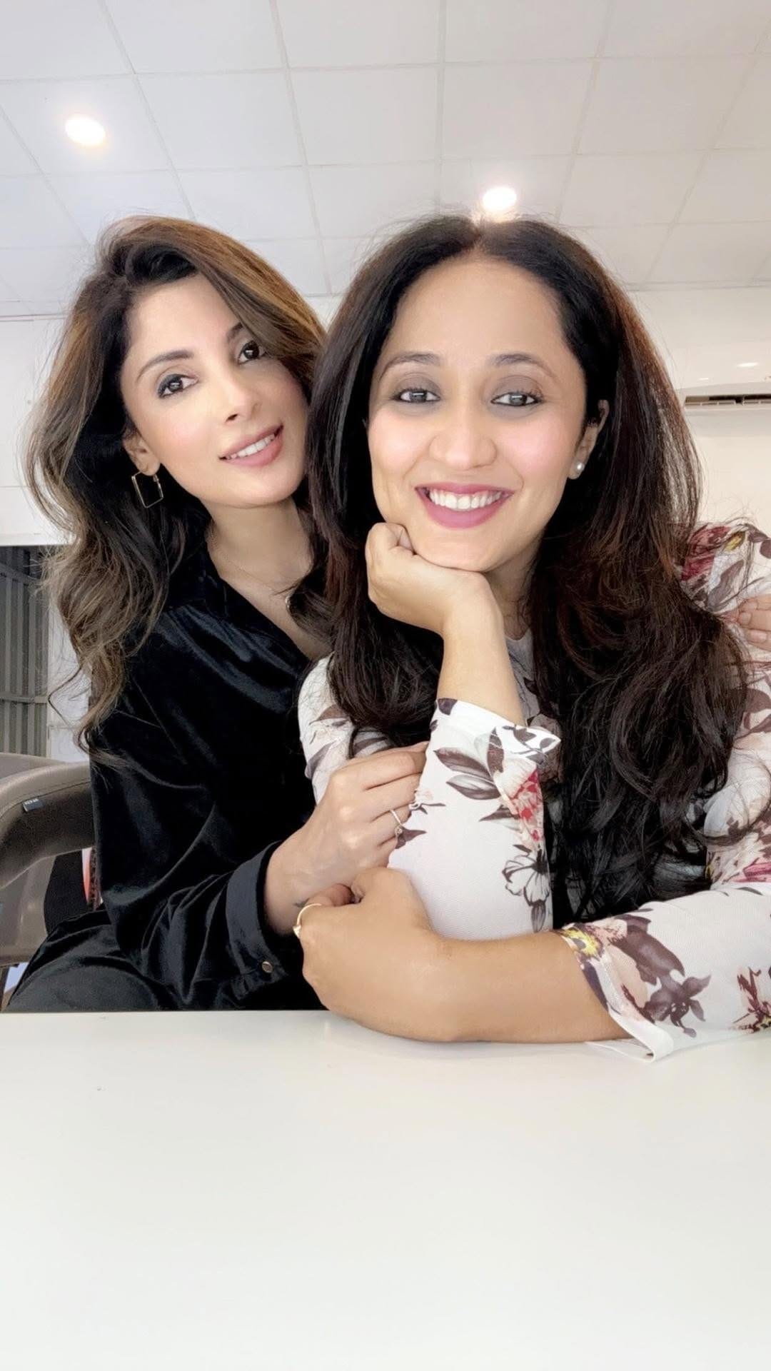 Post 6 by Kinjal Joshi on Instagram (video)