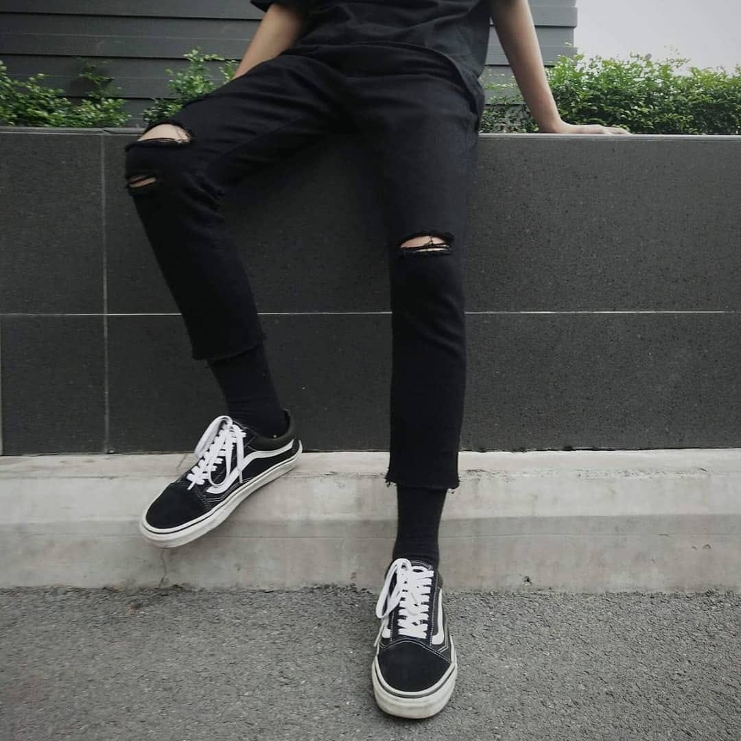Post 8 by A-CO on Instagram (image)