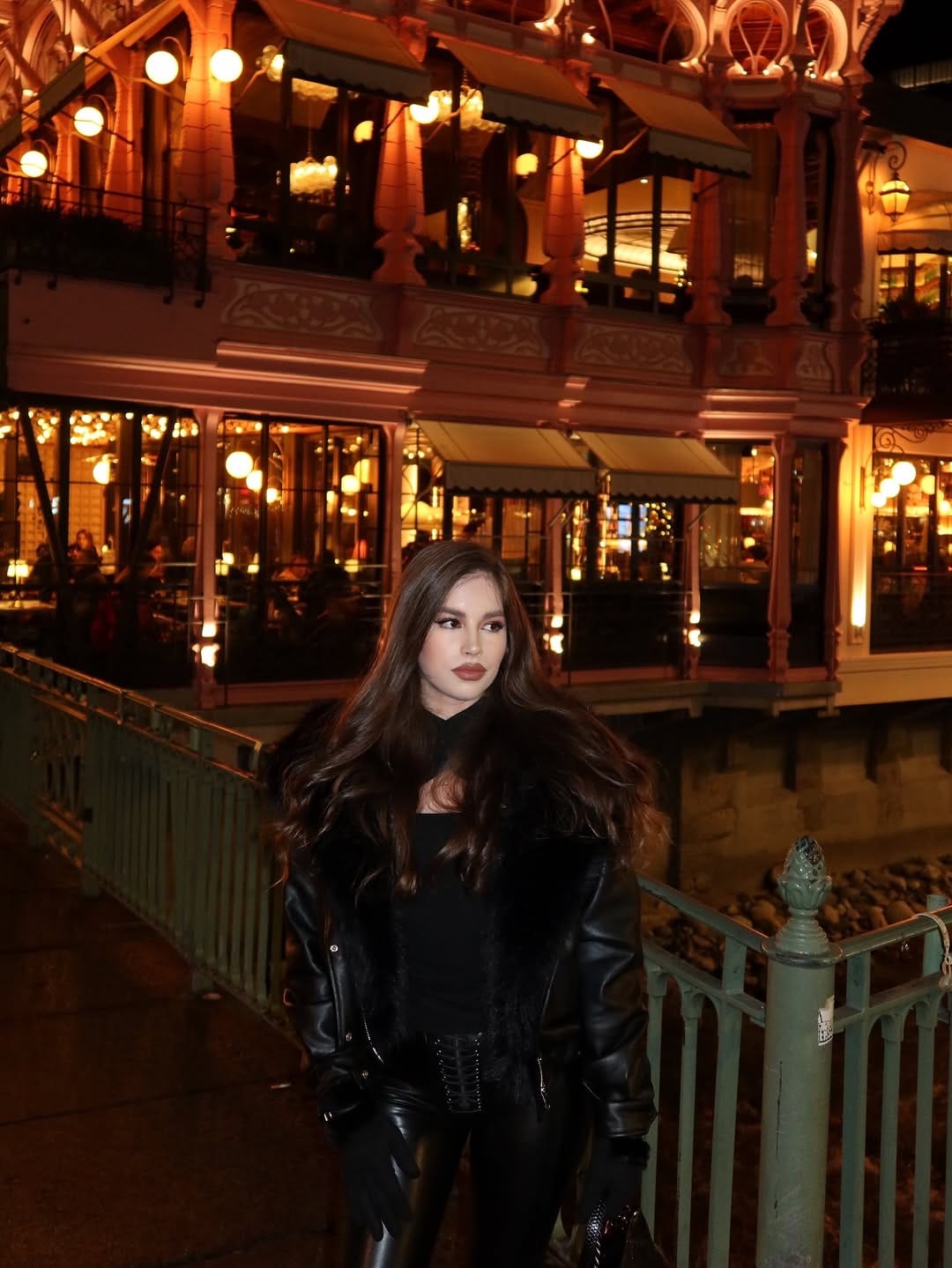 Post 2 by Eireen on Instagram (carousel)