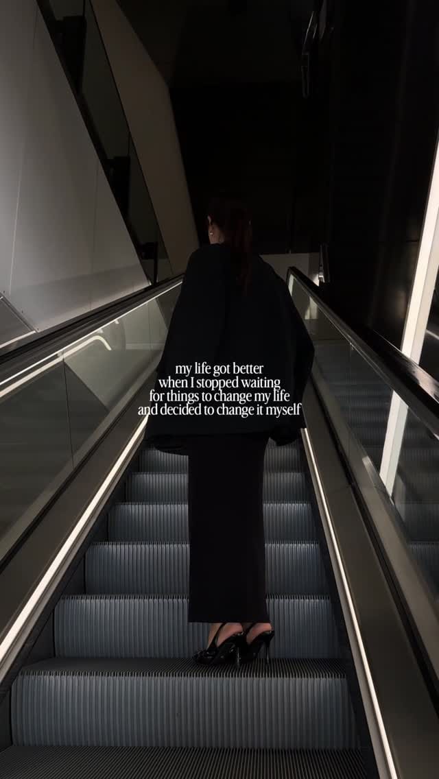 Post 6 by The Executive Woman Academy on Instagram (video)