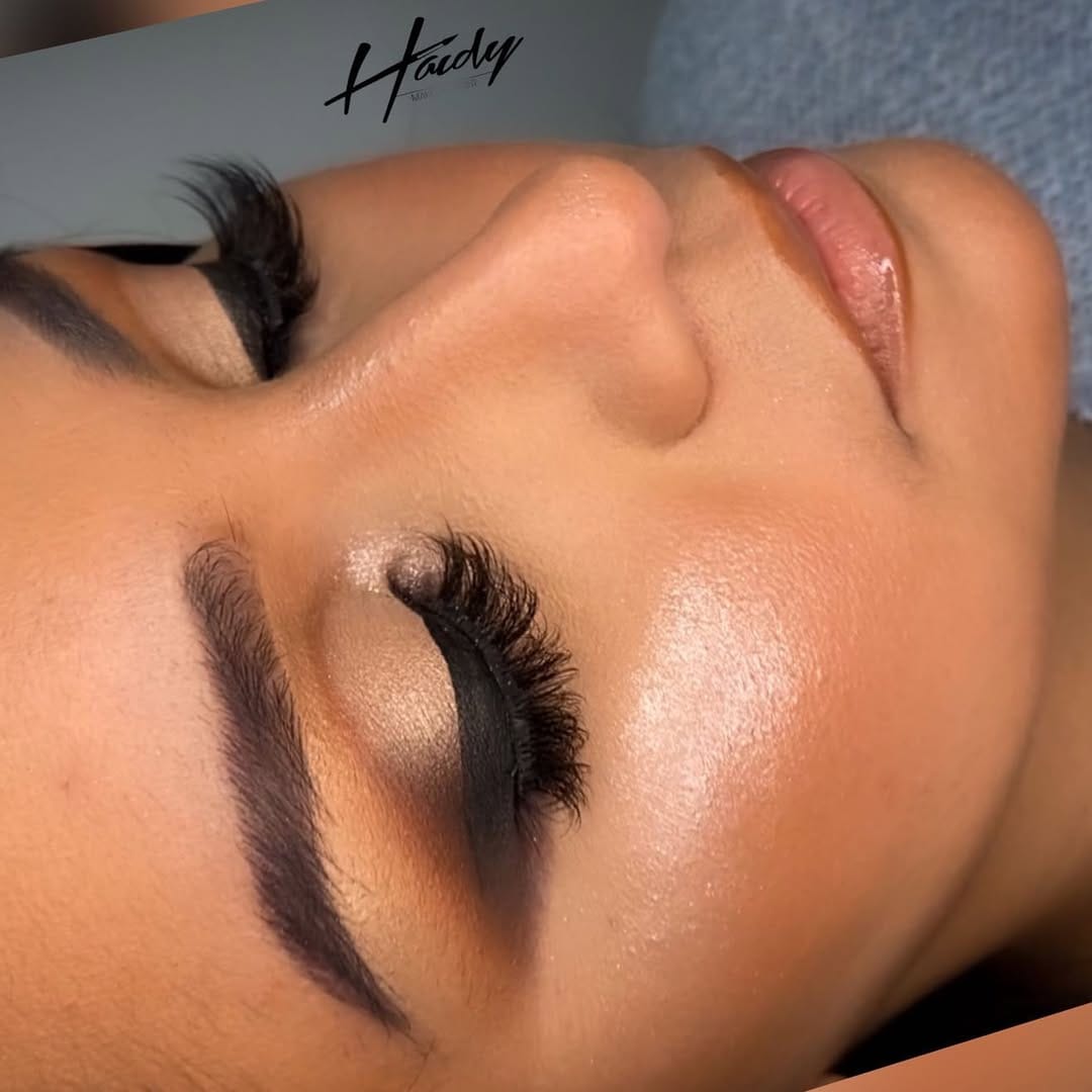 Post 10 by Haidy Arcia - Maquilladora Profesional on Instagram (image)