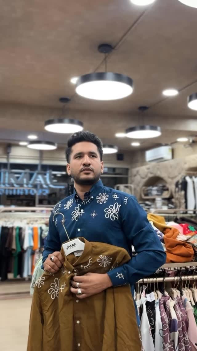 Post 5 by Nadirsha Nadhi on Instagram (video)