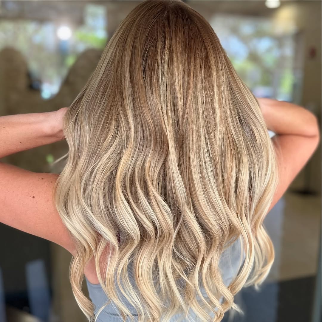 Post 4 by Fort Lauderdale Salon on Instagram (image)