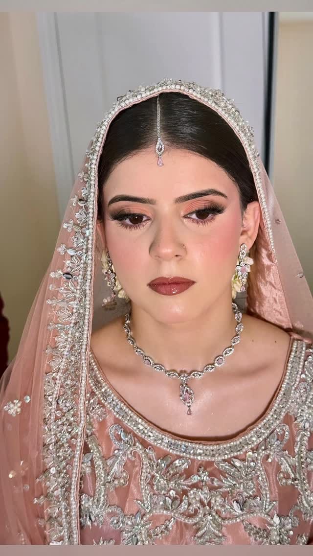 Post 7 by Annie Randhawa on Instagram (video)