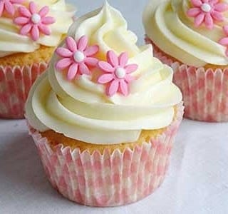 Post 3 by PERİ PIRILTISI CAKES on Instagram (image)