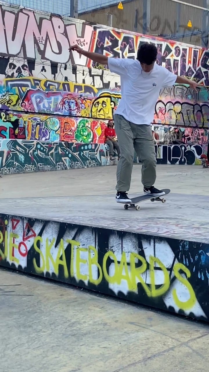 Post 9 by @mateo_wood on Instagram (video)