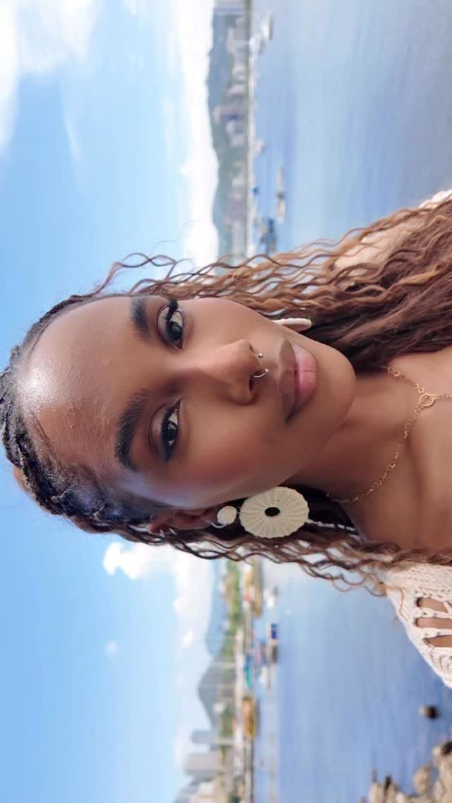 Post 3 by Tisha • Modelo / UGC Creator 🐻 on Instagram (video)