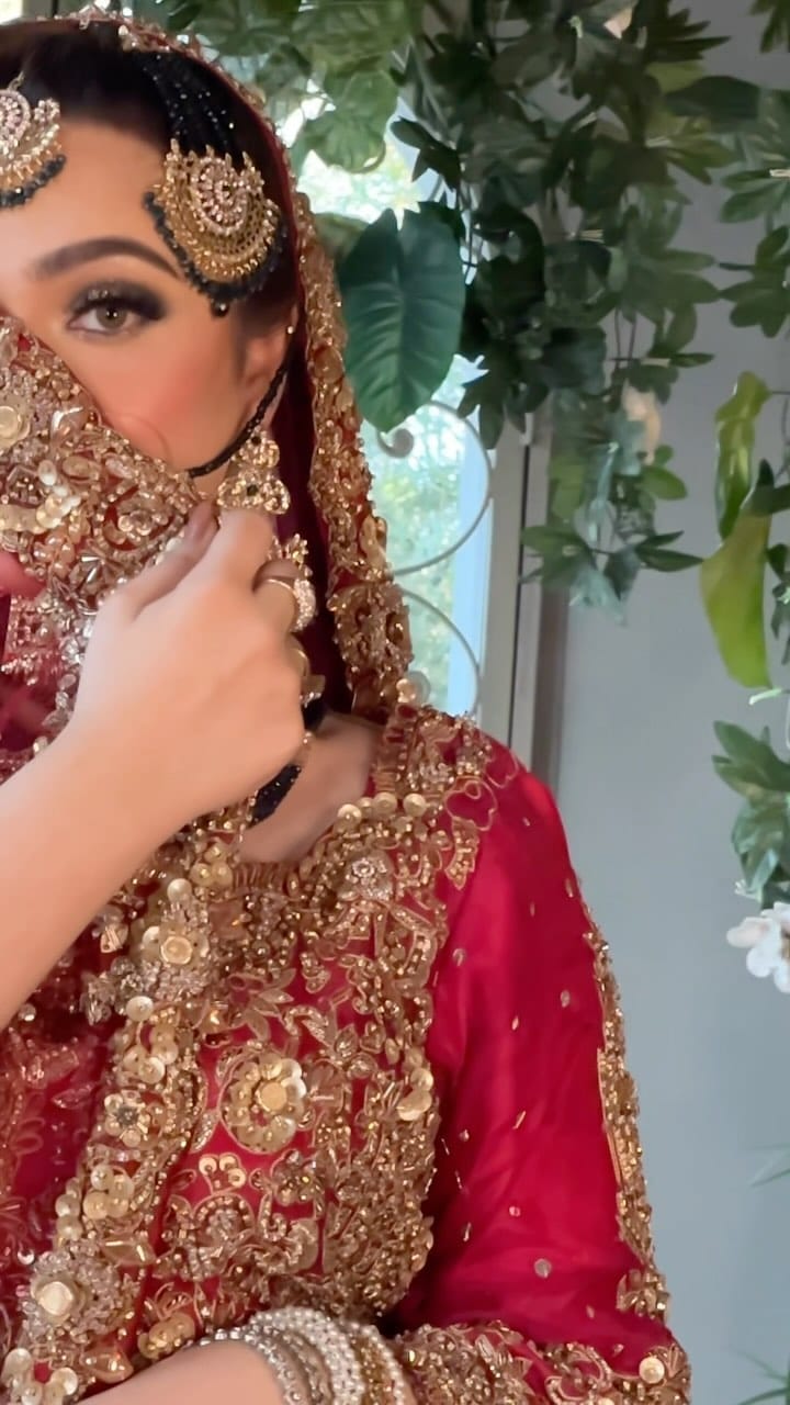 Post 6 by Sadyas Bridal Salon on Instagram (video)