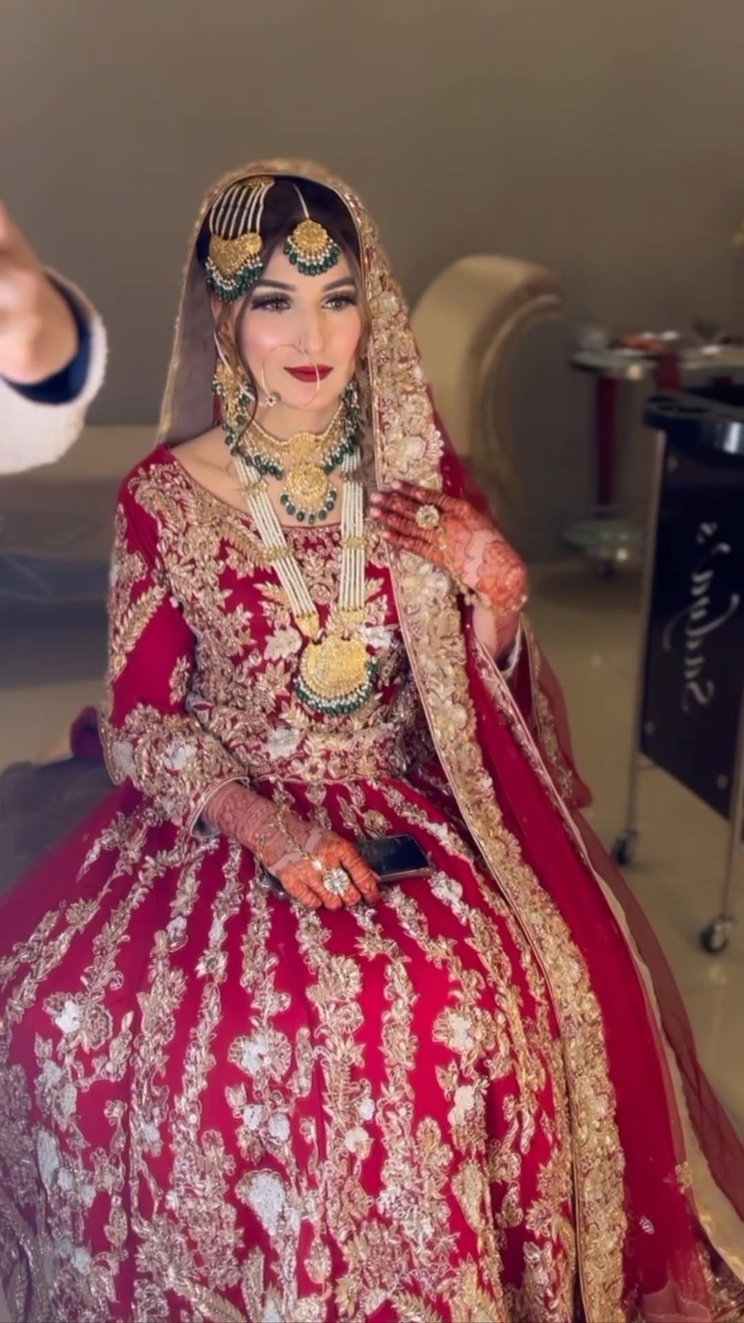 Post 10 by Sadyas Bridal Salon on Instagram (video)