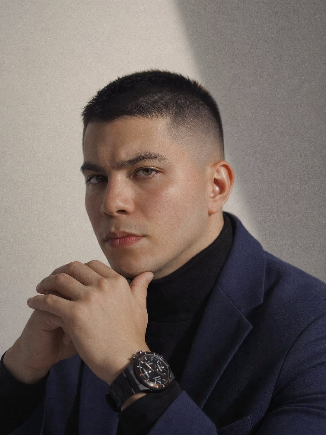 Post 3 by Enrique Solano on Instagram (image)