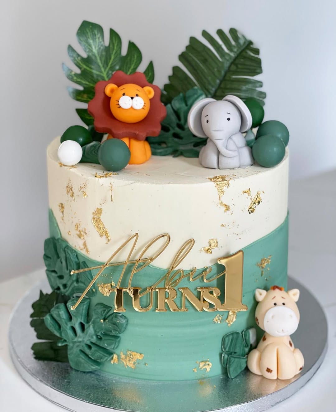 Post 8 by Bakes by Jessica 🧁 on Instagram (image)