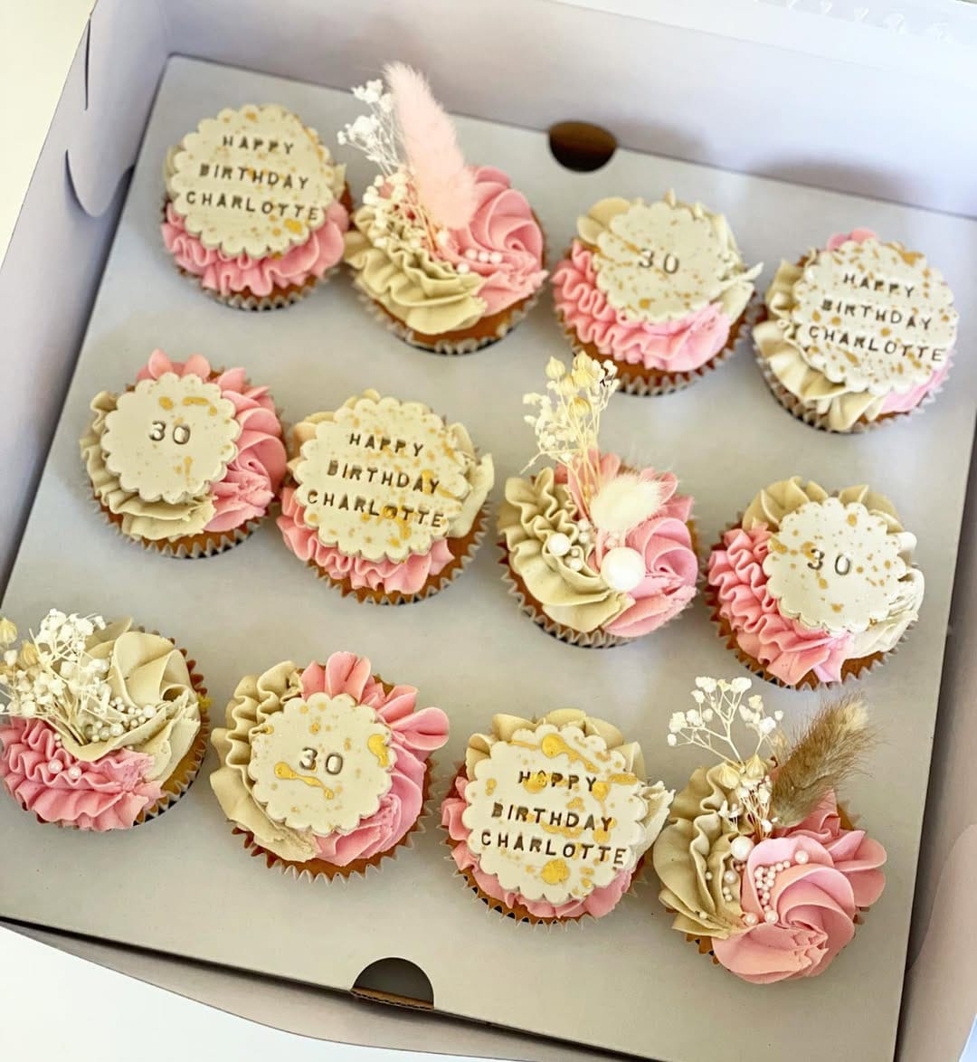 Post 5 by Bakes by Jessica 🧁 on Instagram (image)