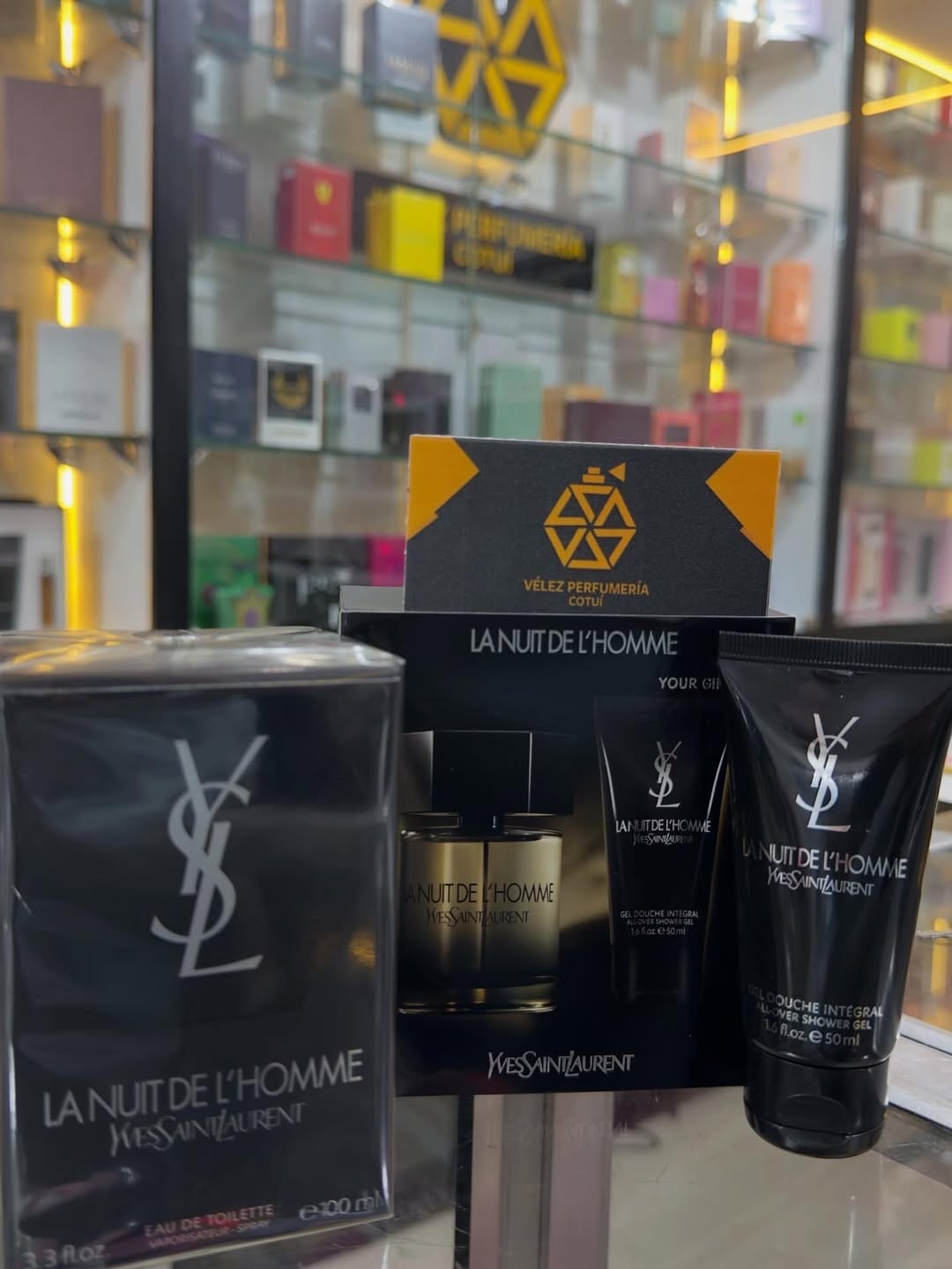 Post 6 by Perfumería Vélez on Instagram (carousel)
