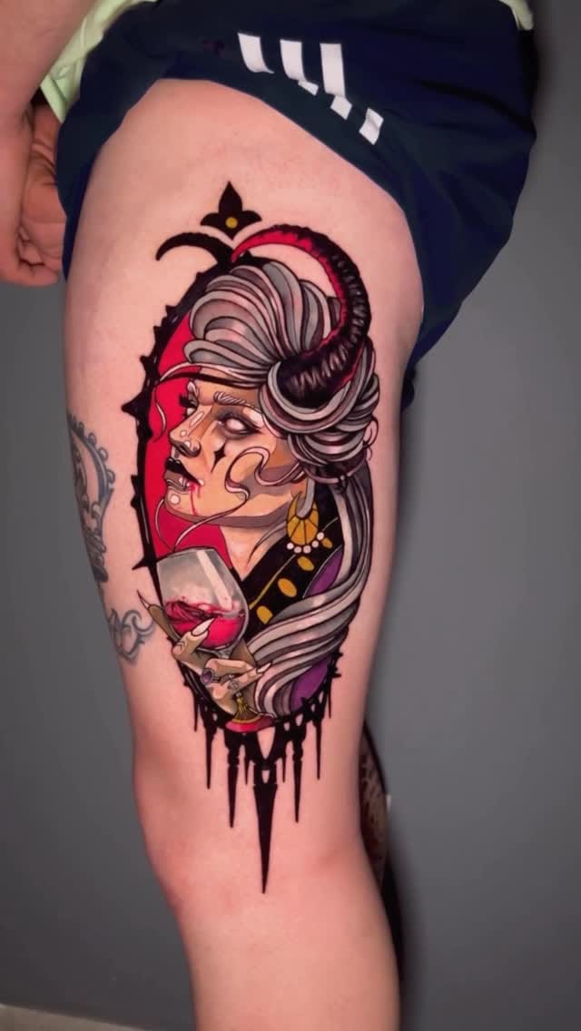 Post 5 by Arloo Tattoo on Instagram (video)