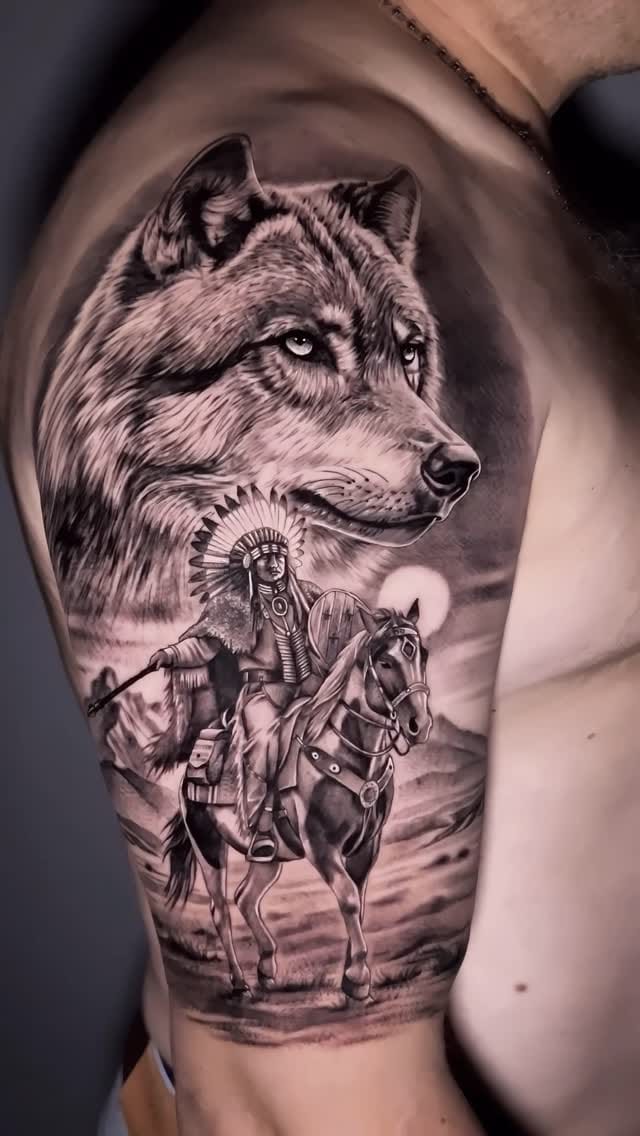 Post 2 by Arloo Tattoo on Instagram (video)