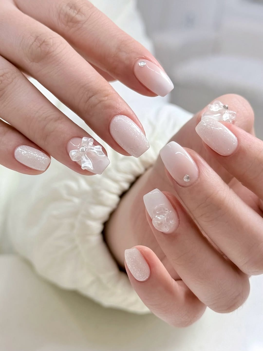 Post 4 by 인천네일•인천역네일 l 네일날다 on Instagram (image)