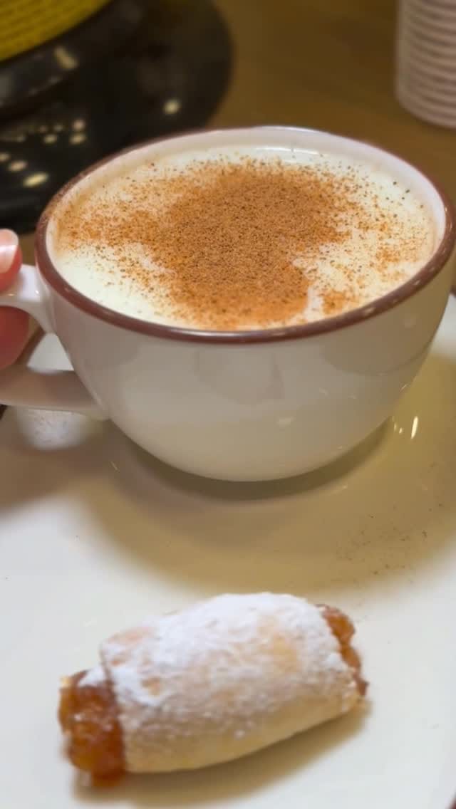 Post 6 by Etlioğulları® on Instagram (video)