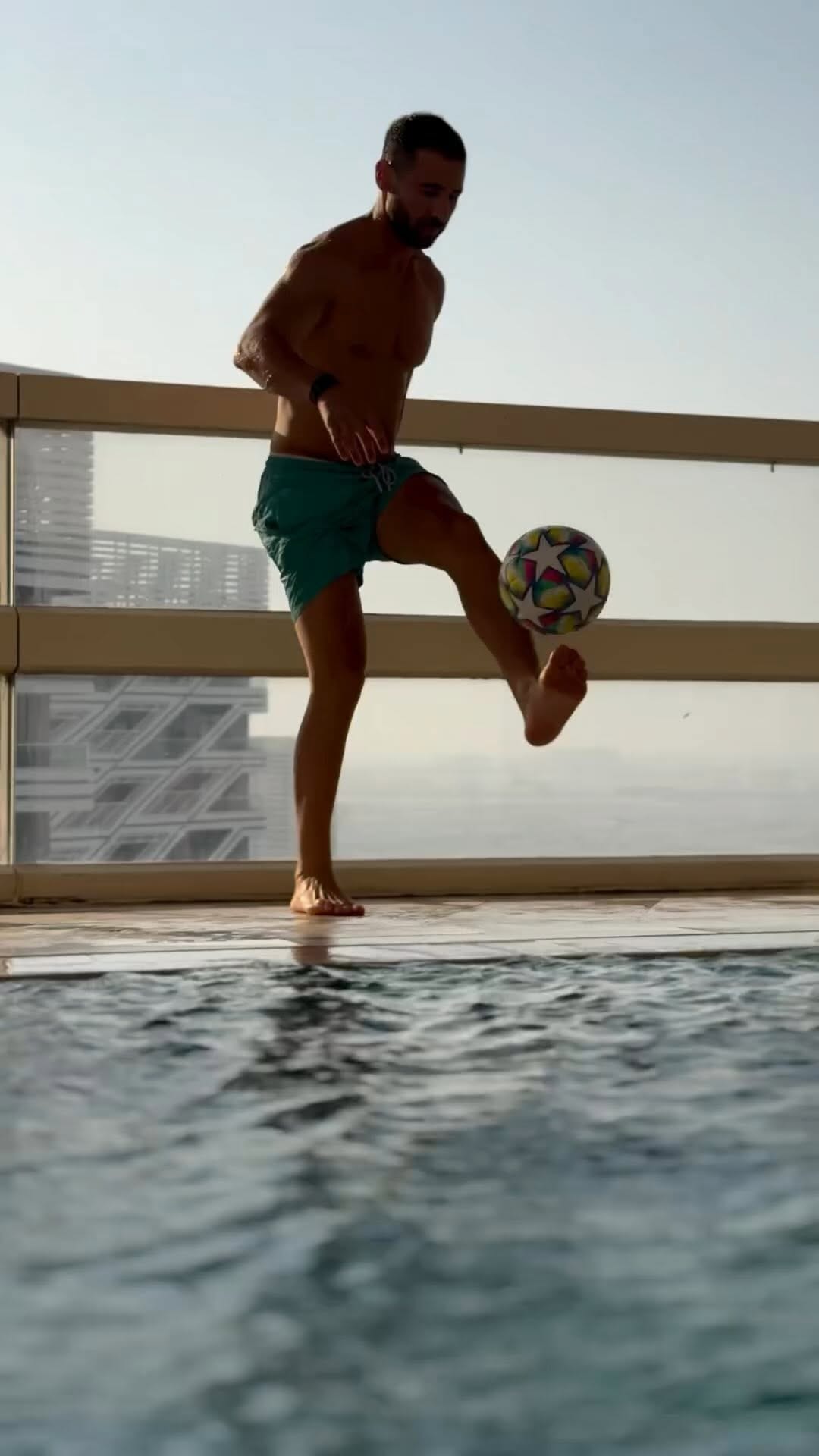 Post 3 by Sid Rabia on Instagram (video)
