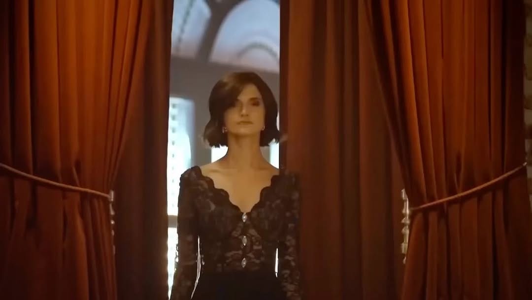 Post 10 by Gizem Yıldırım on Instagram (video)