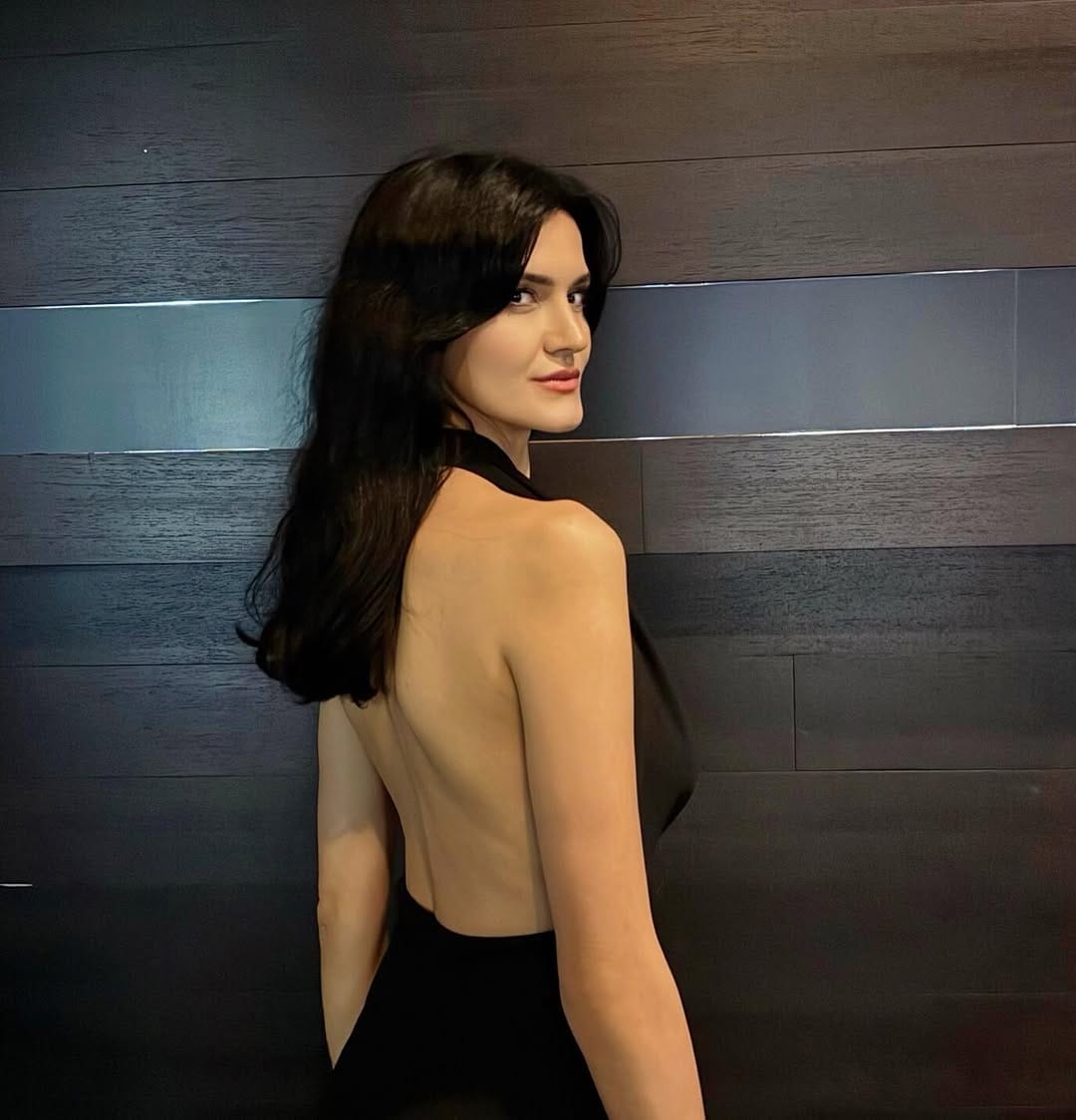 Post 3 by Gizem Yıldırım on Instagram (image)