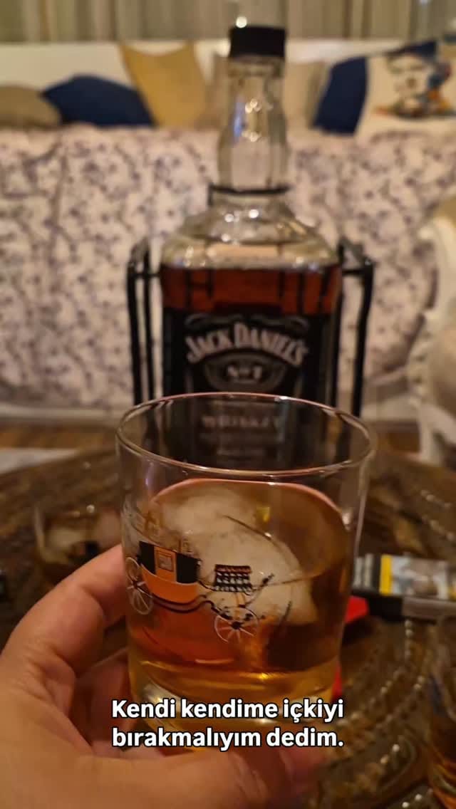 Post 3 by www.birdemliksohbet.com on Instagram (video)