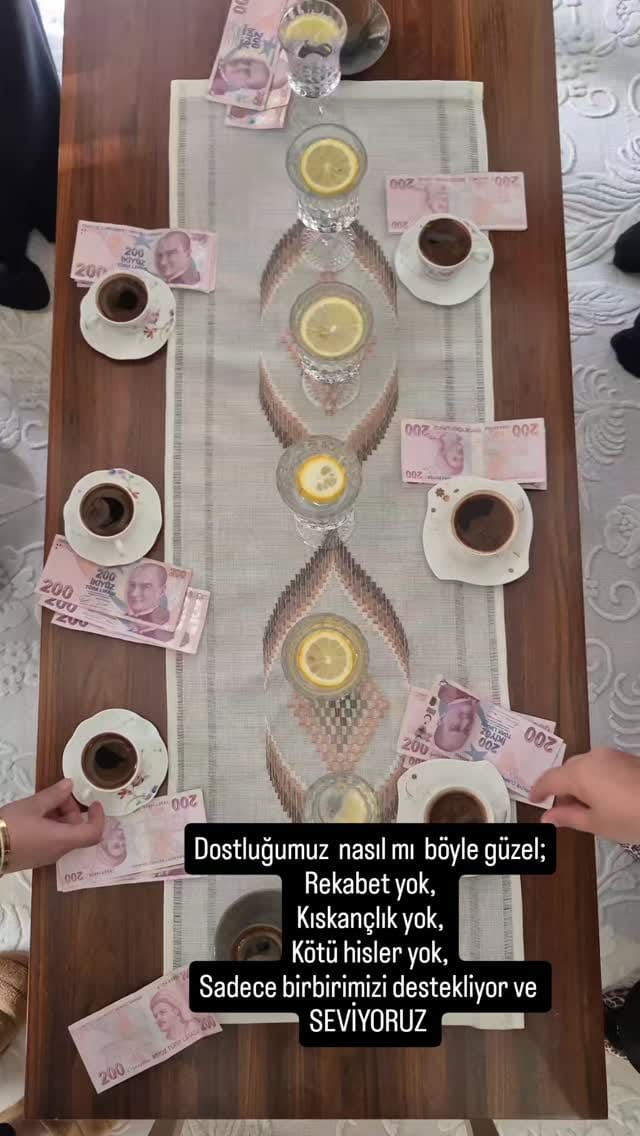 Post 4 by www.birdemliksohbet.com on Instagram (video)