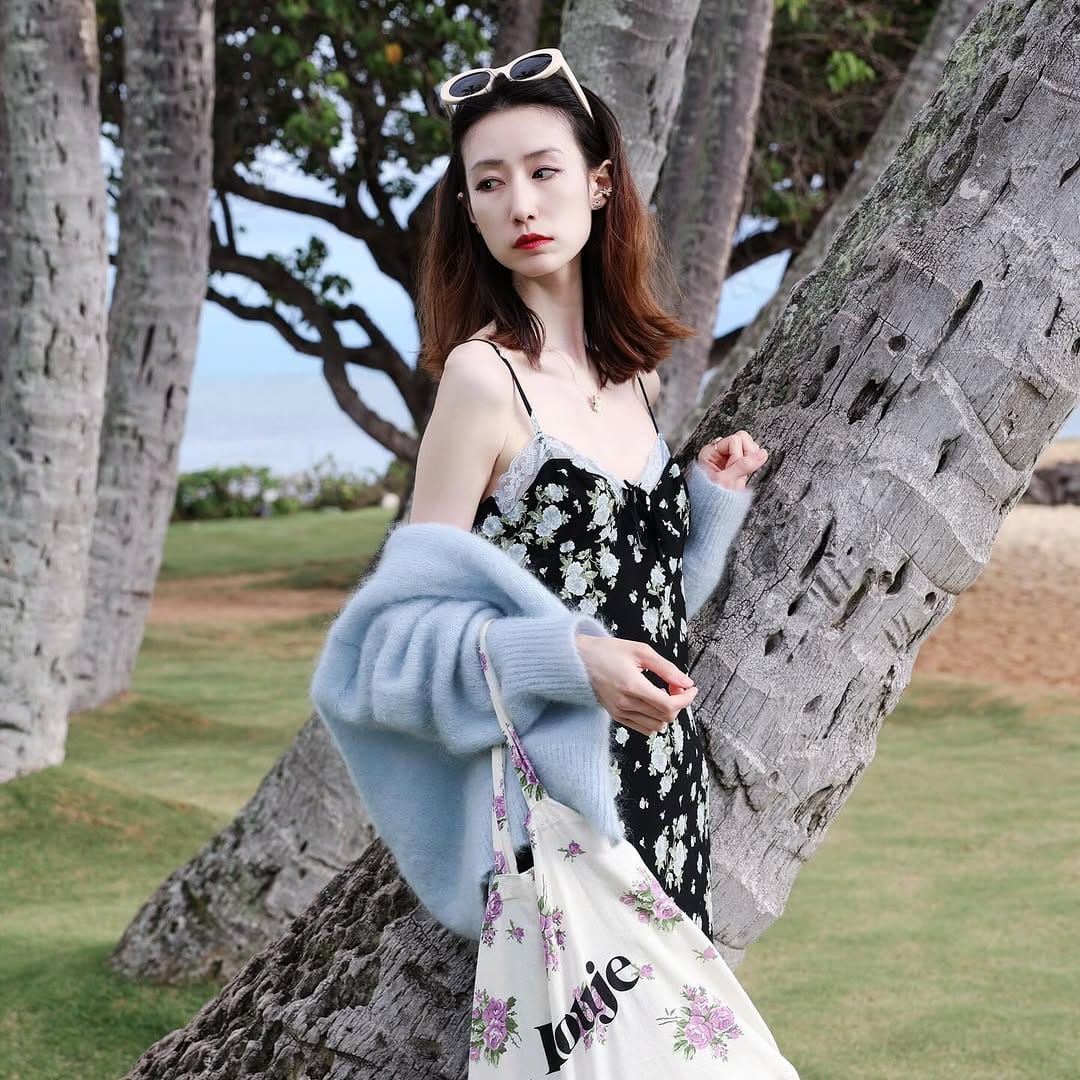 Post 9 by Ceriselina on Instagram (carousel)