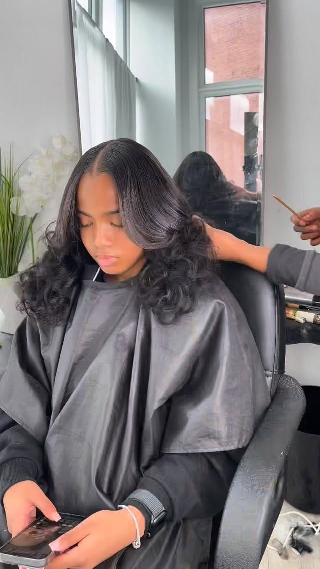 Post 4 by FOXY BLACK BUNDLES on Instagram (video)