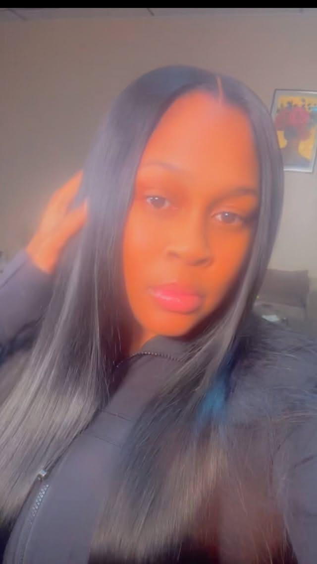Post 9 by FOXY BLACK BUNDLES on Instagram (video)