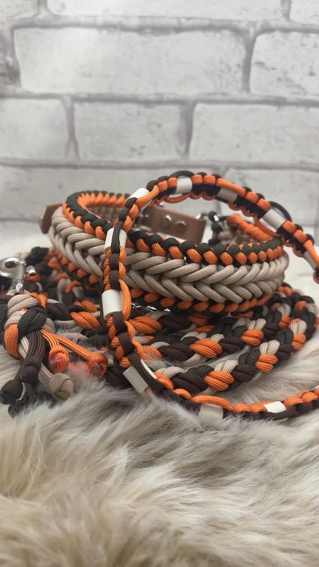 Post 10 by Hundezubehör 🐾Halsbänder🐾Leinen🐾Geschirre🐾Schlüsselanhänger 🐾 on Instagram (video)
