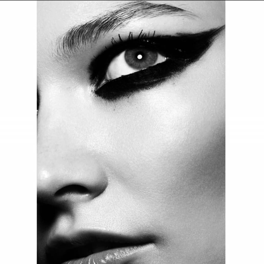 Post 8 by VLADA on Instagram (carousel)
